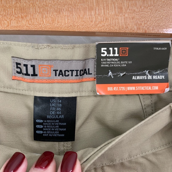 5.11 Tactical Taclite Ripstop Pant in Khaki Sz 14R - Picture 9 of 16